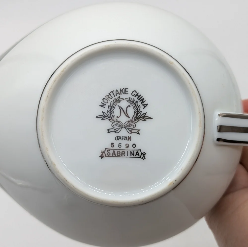 Noritake sabrina white