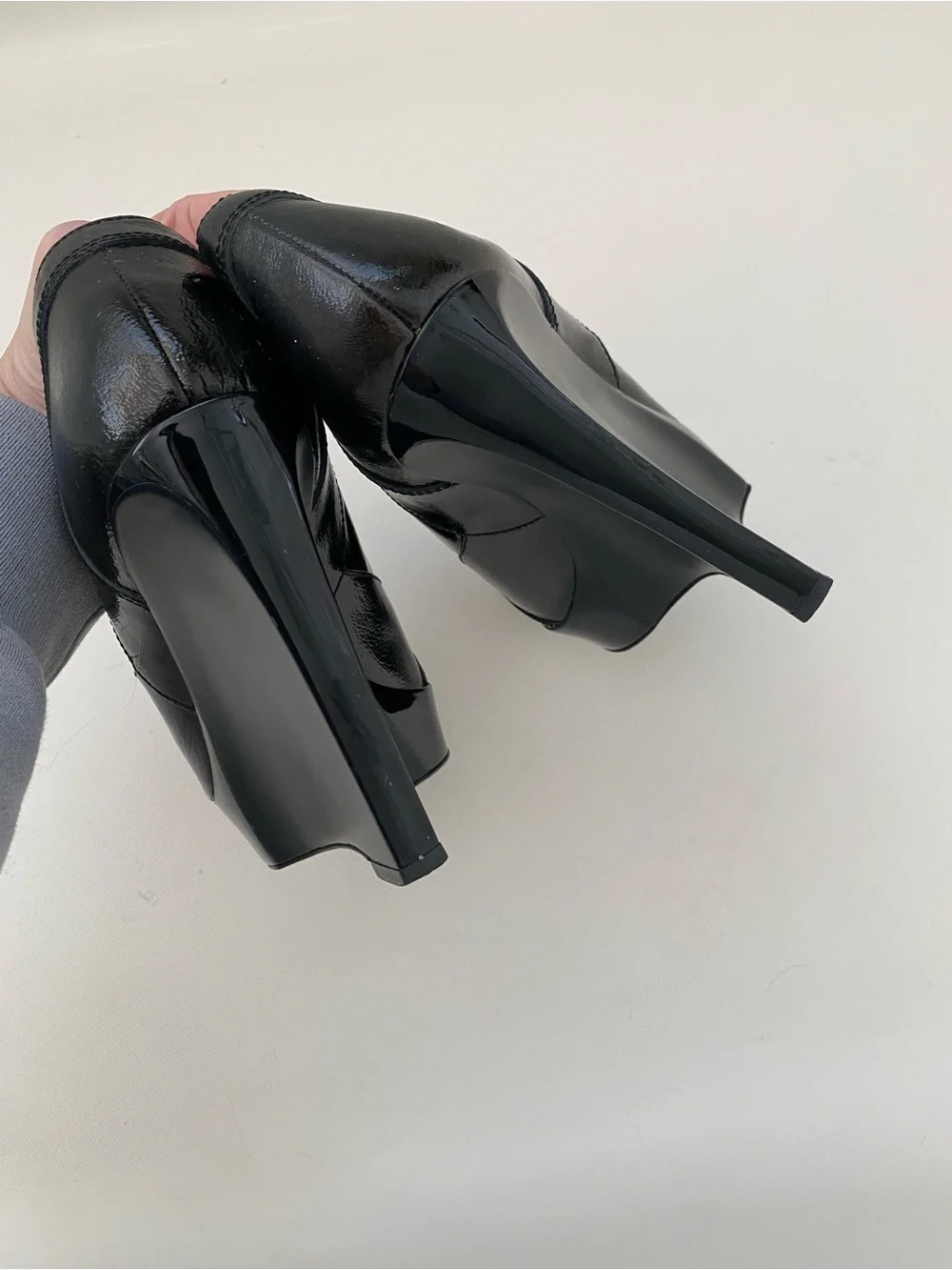 Marni peep toe