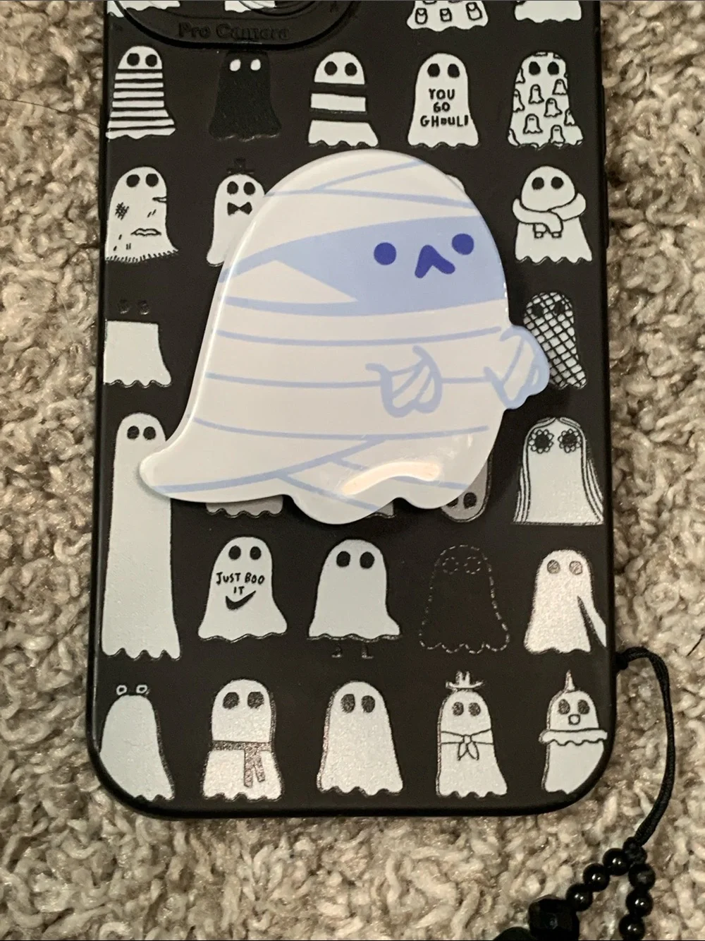 N/A black iphone