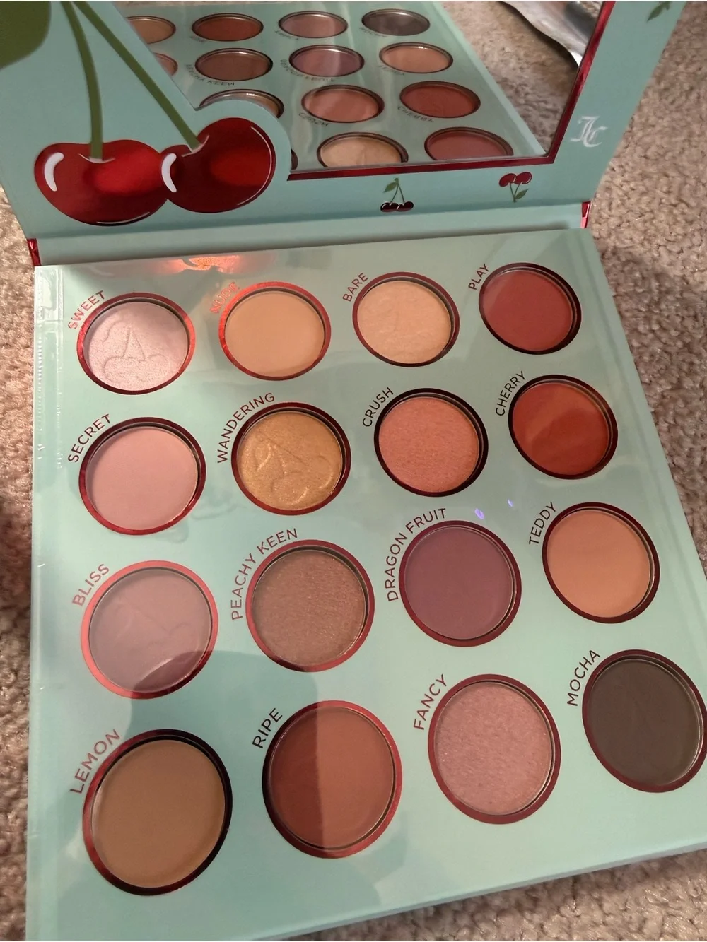 Juicy Couture beauty makeup