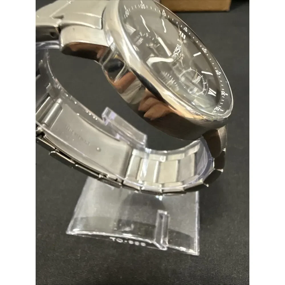 Fossil good used