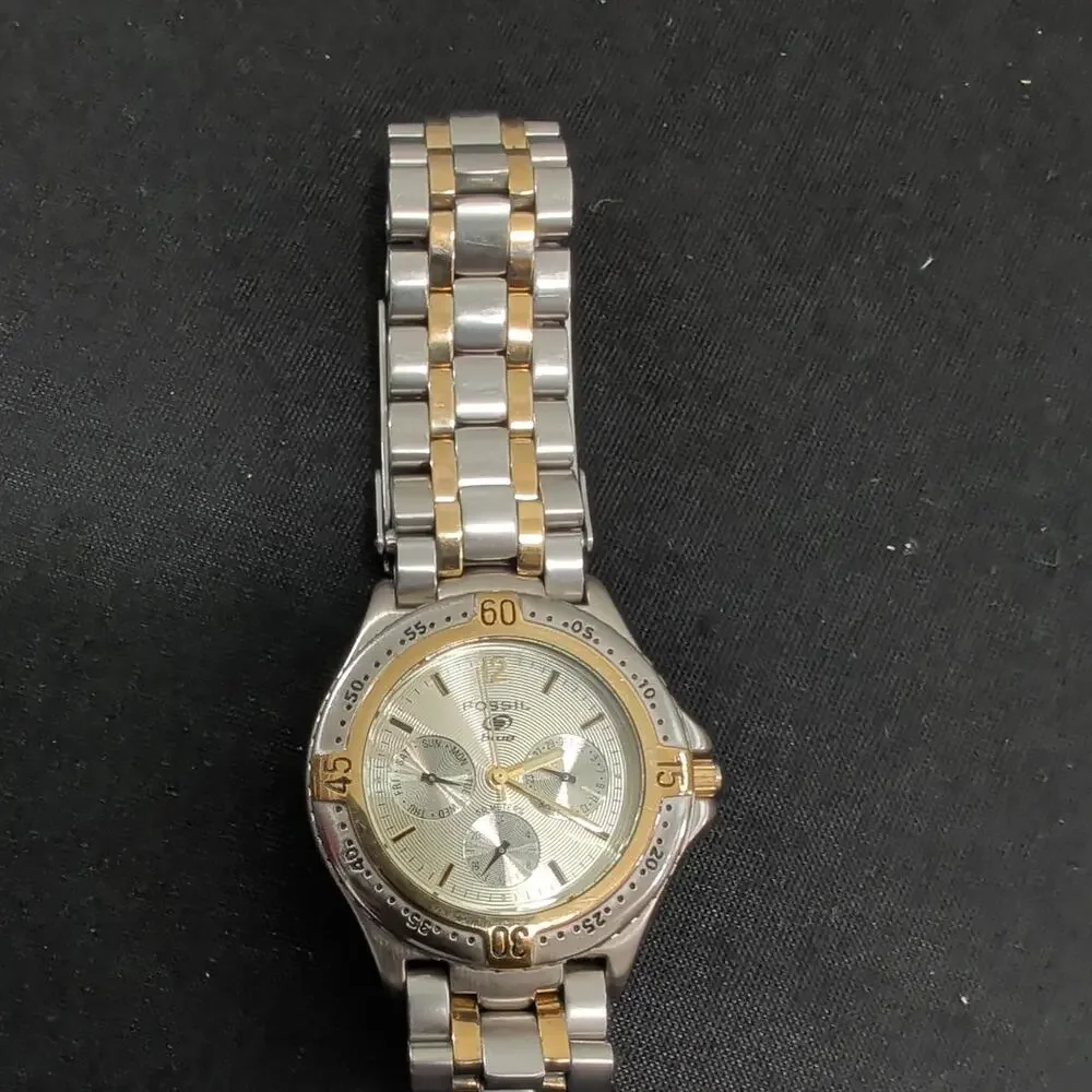 Fossil good used