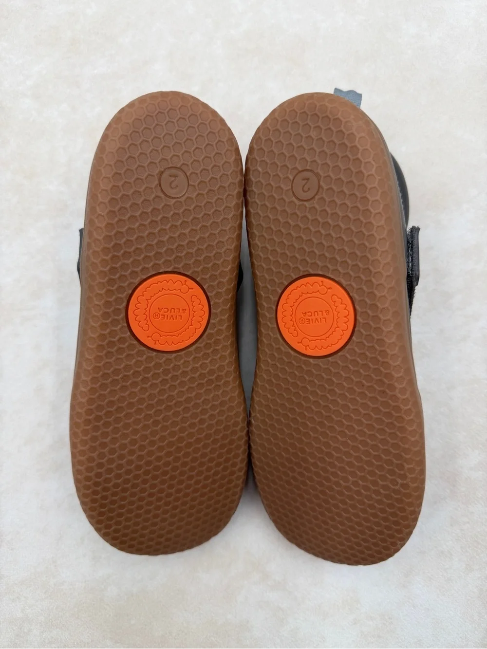 Livie & Luca smooth gray