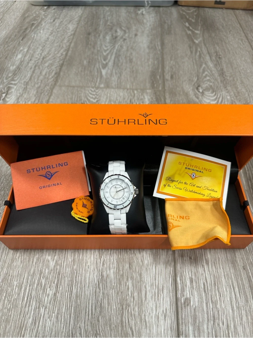 Stuhrling Original fusion 374