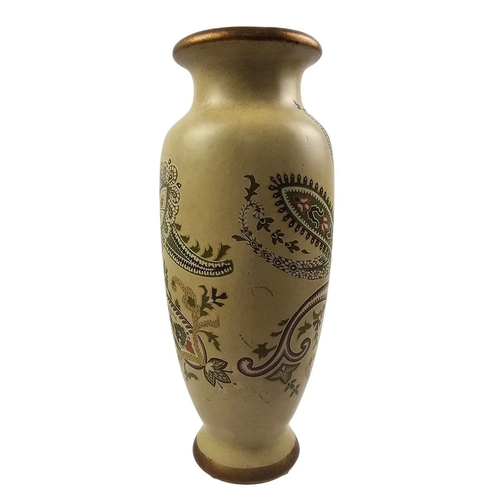 N/A decorative vase