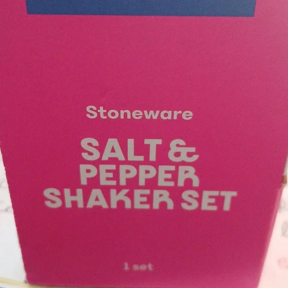 Target stylish salt