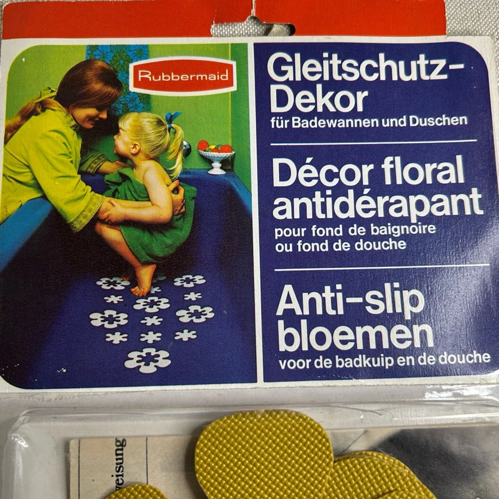 Rubbermaid original un