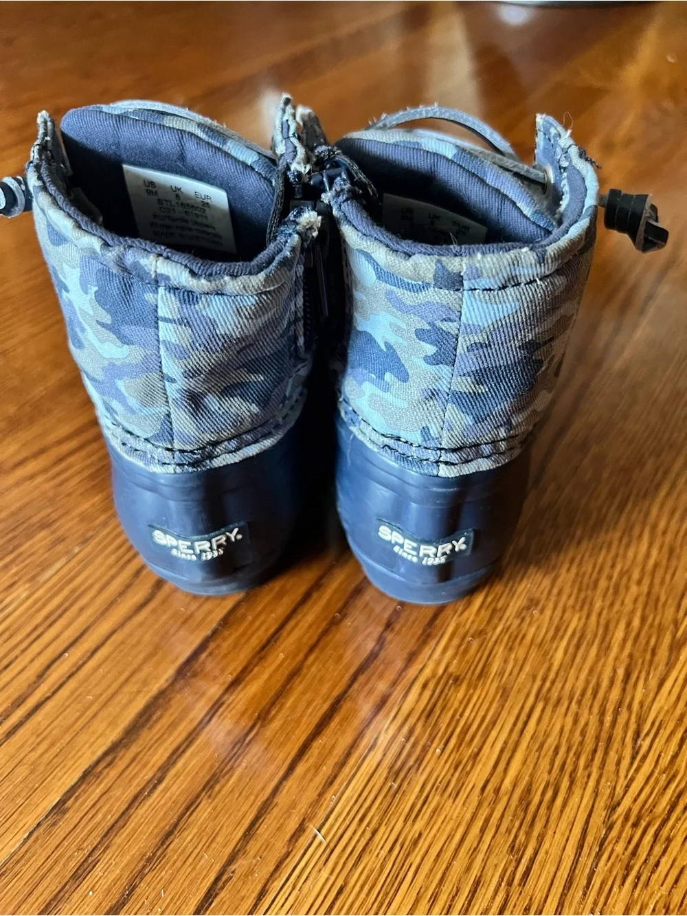 Sperry durable waterproof
