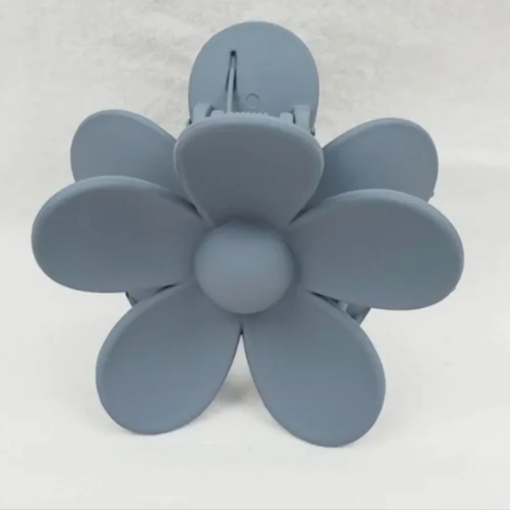 N/A claw clips