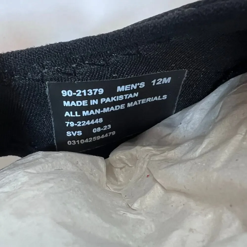 Dockers brand new