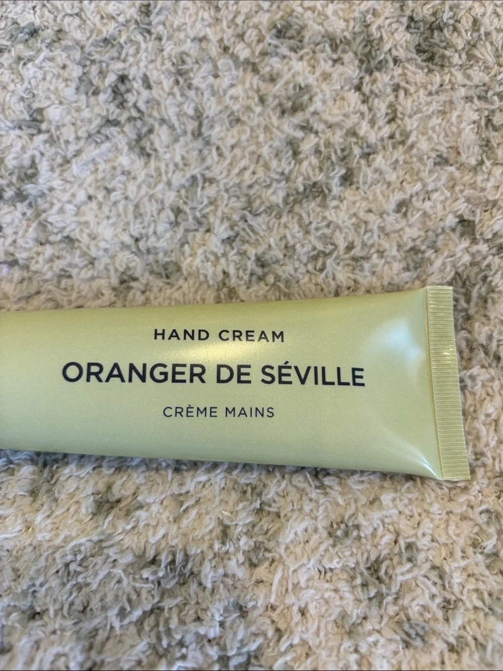 Mistral scented moisturizing