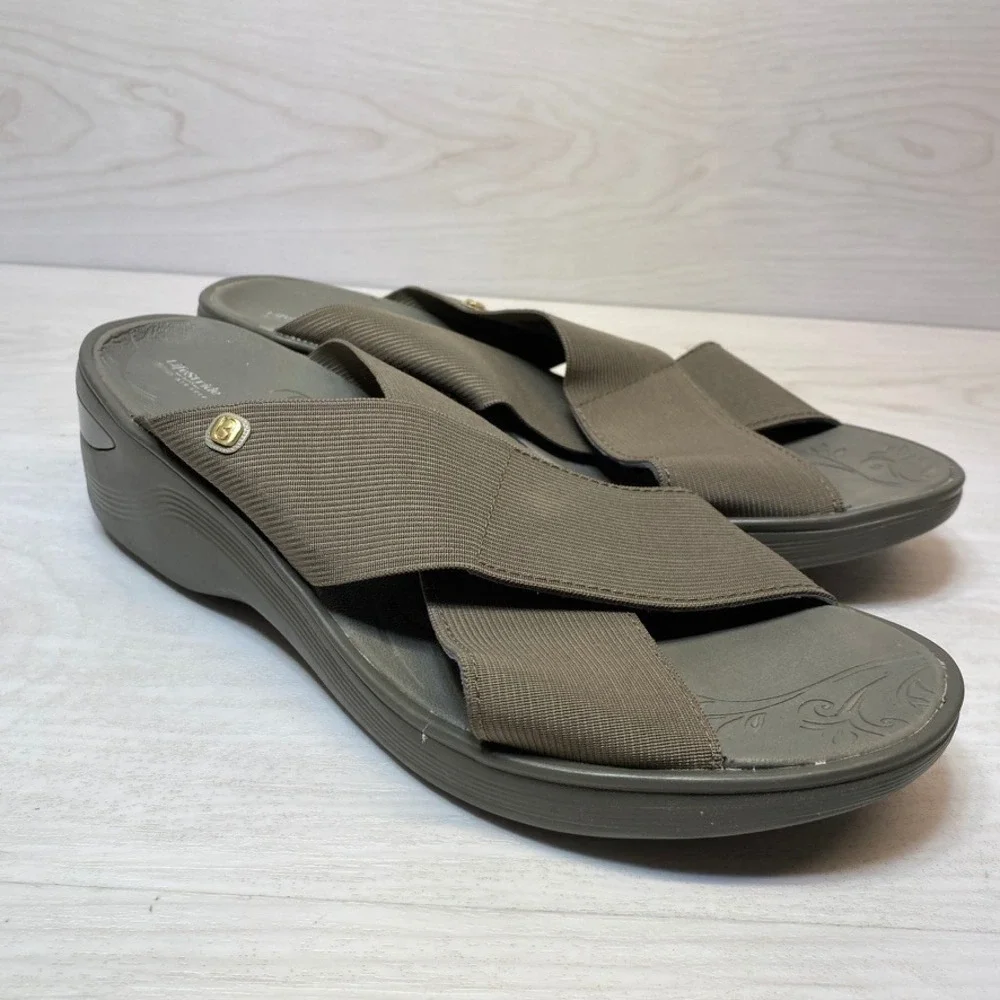LifeStride Womens 12M BZees Desire Wedge Sandals Slide Stretch Taupe Fabric Shoe