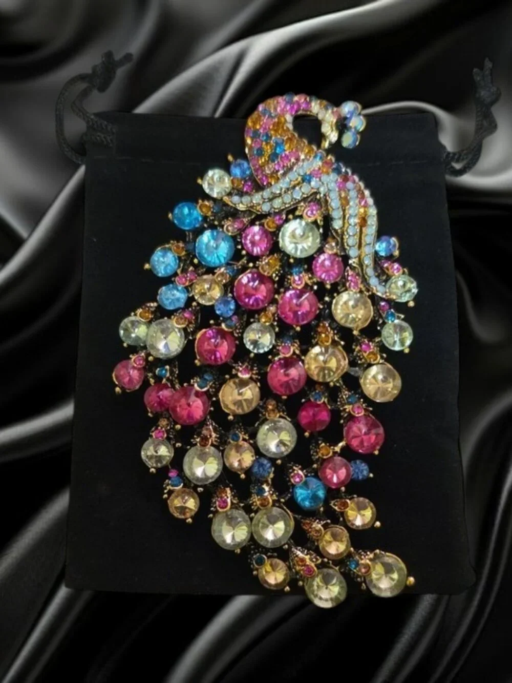 Retro Multicolor Crystal Peacock Brooch w/Black Velvet Pouch ✨Size: 4