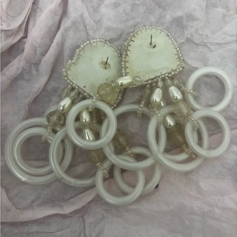unbranded liquidation sale