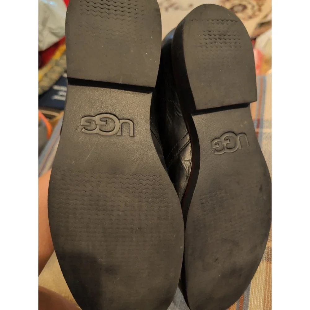 UGG men 14
