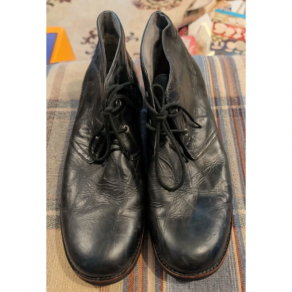 UGG men 14