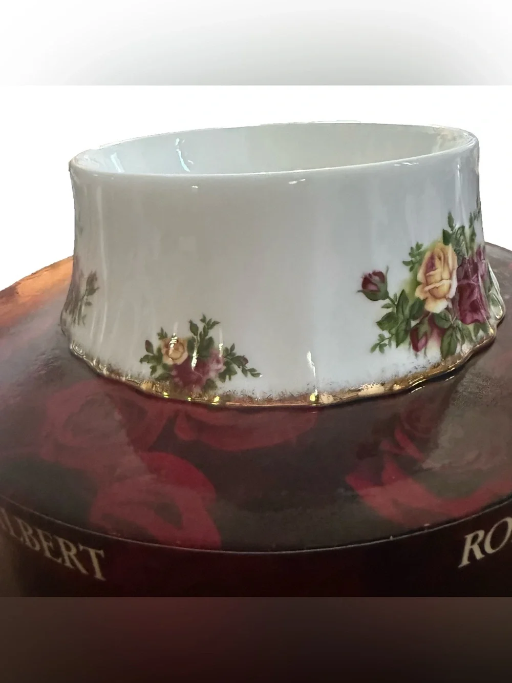 Royal Albert classic royal