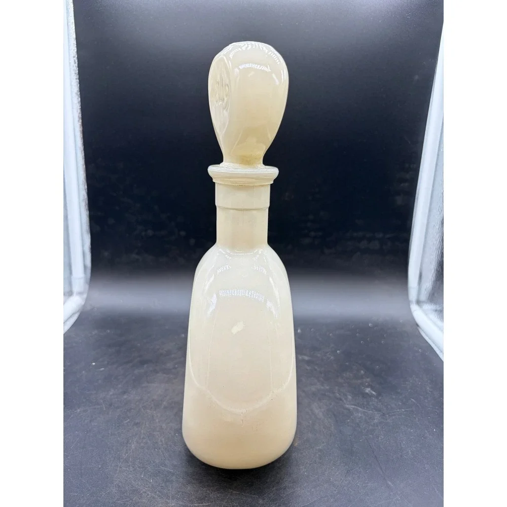 N/A vintage milk