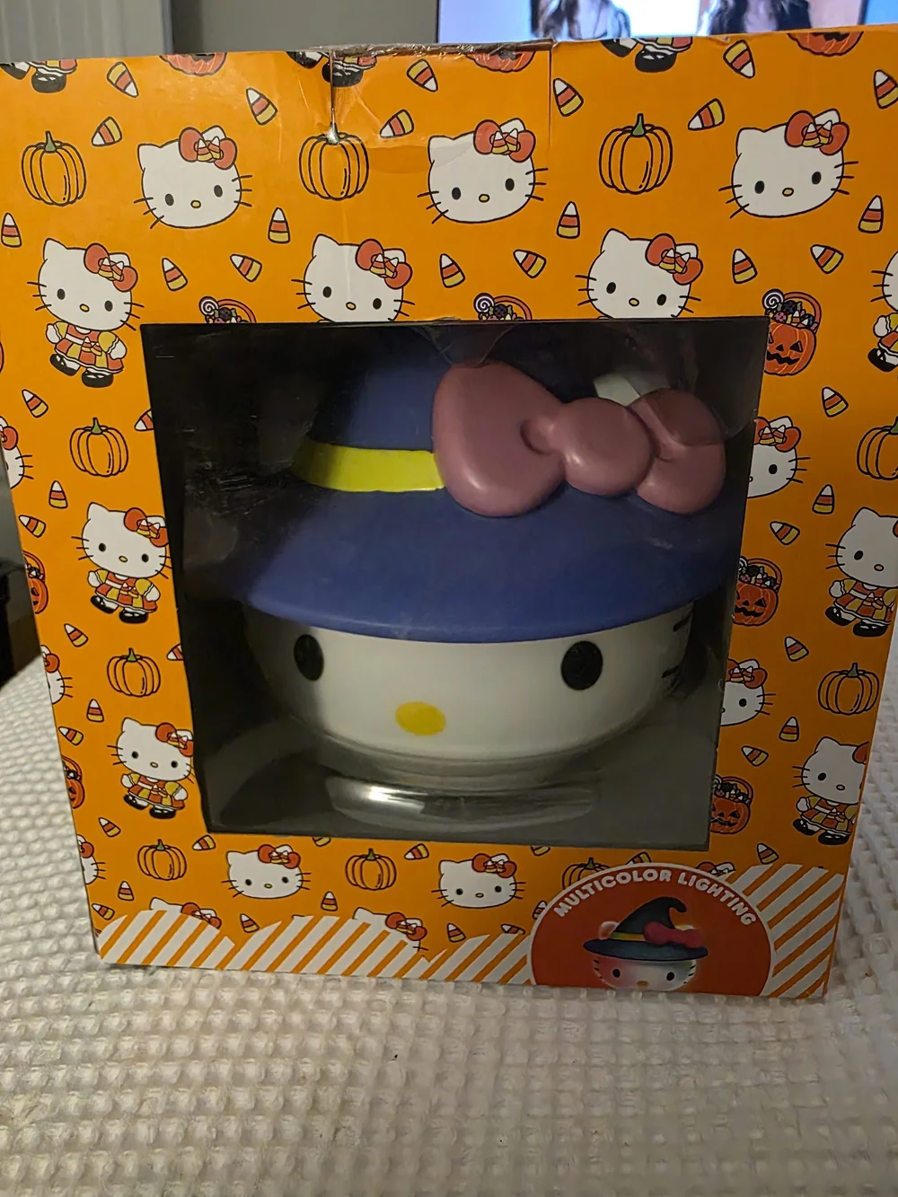 Hello Kitty kitty festive ambiance