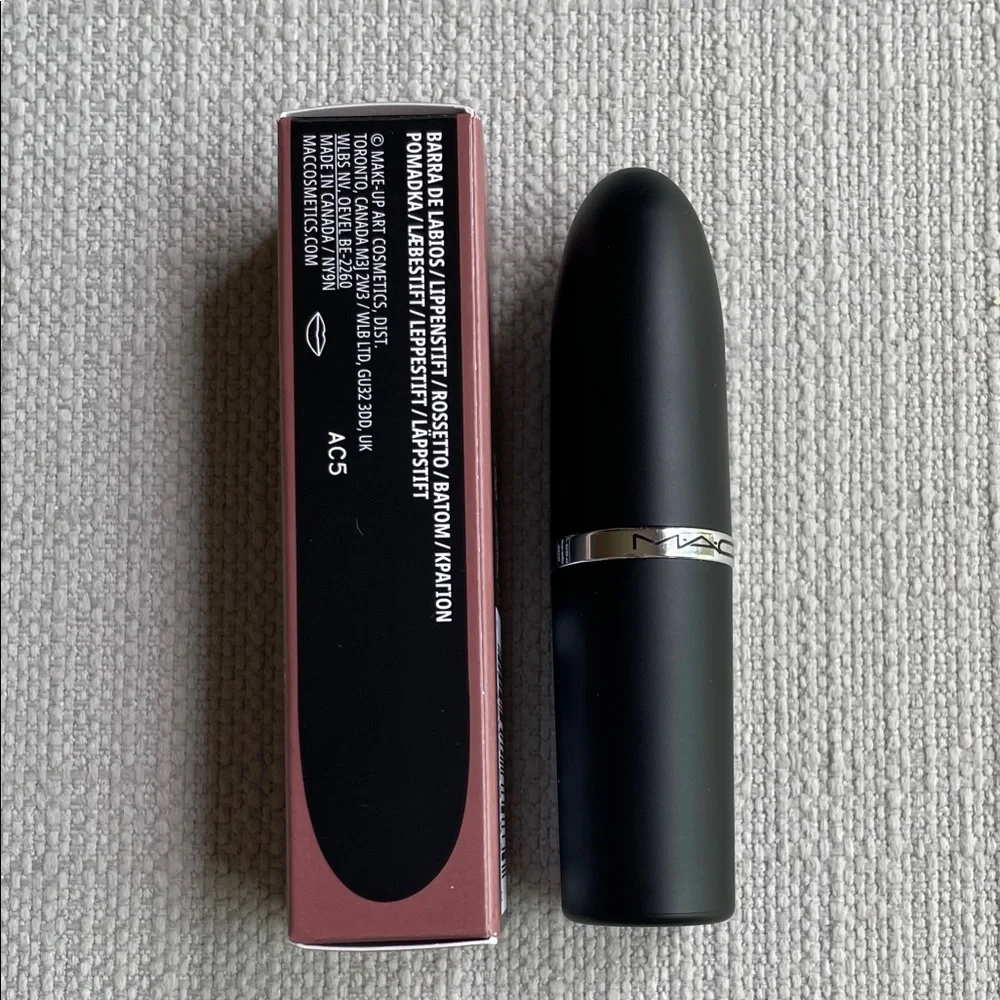 MAC Cosmetics brand new