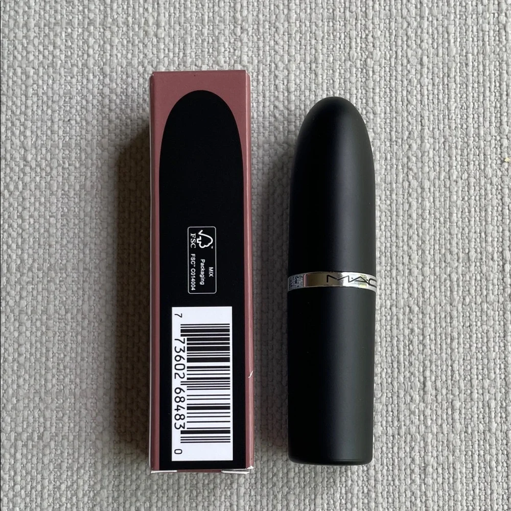MAC Cosmetics brand new