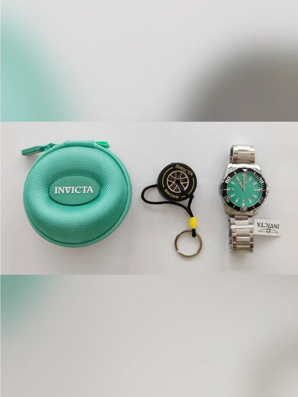 Invicta bold turquoise