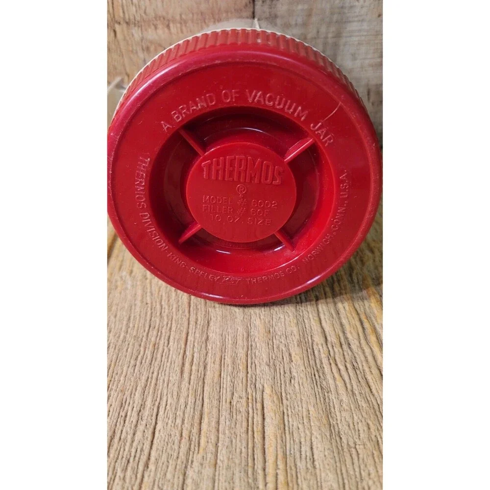 Thermos this vintage