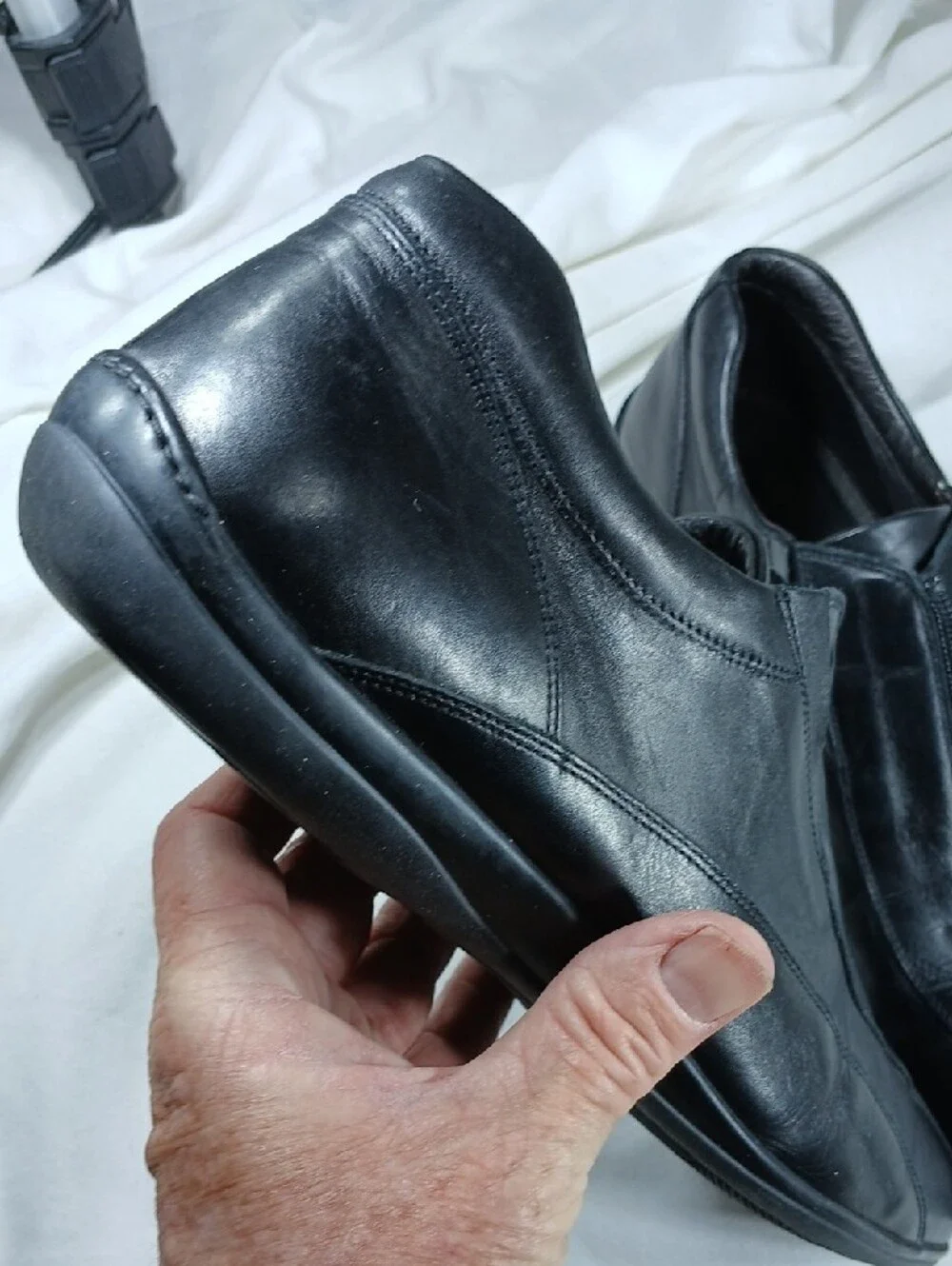 To Boot sleek zip