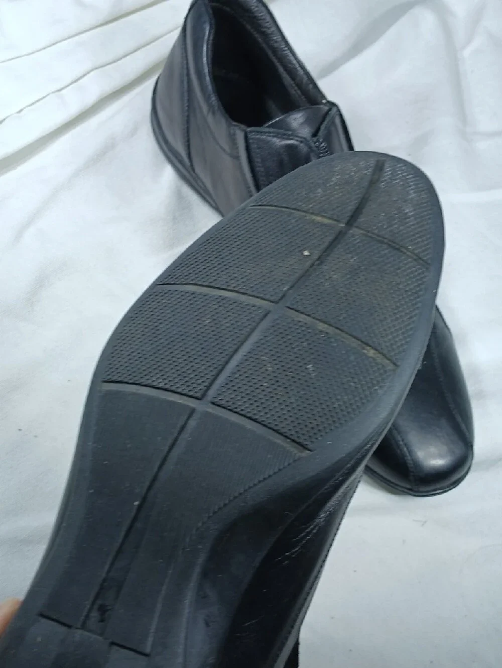 To Boot sleek zip