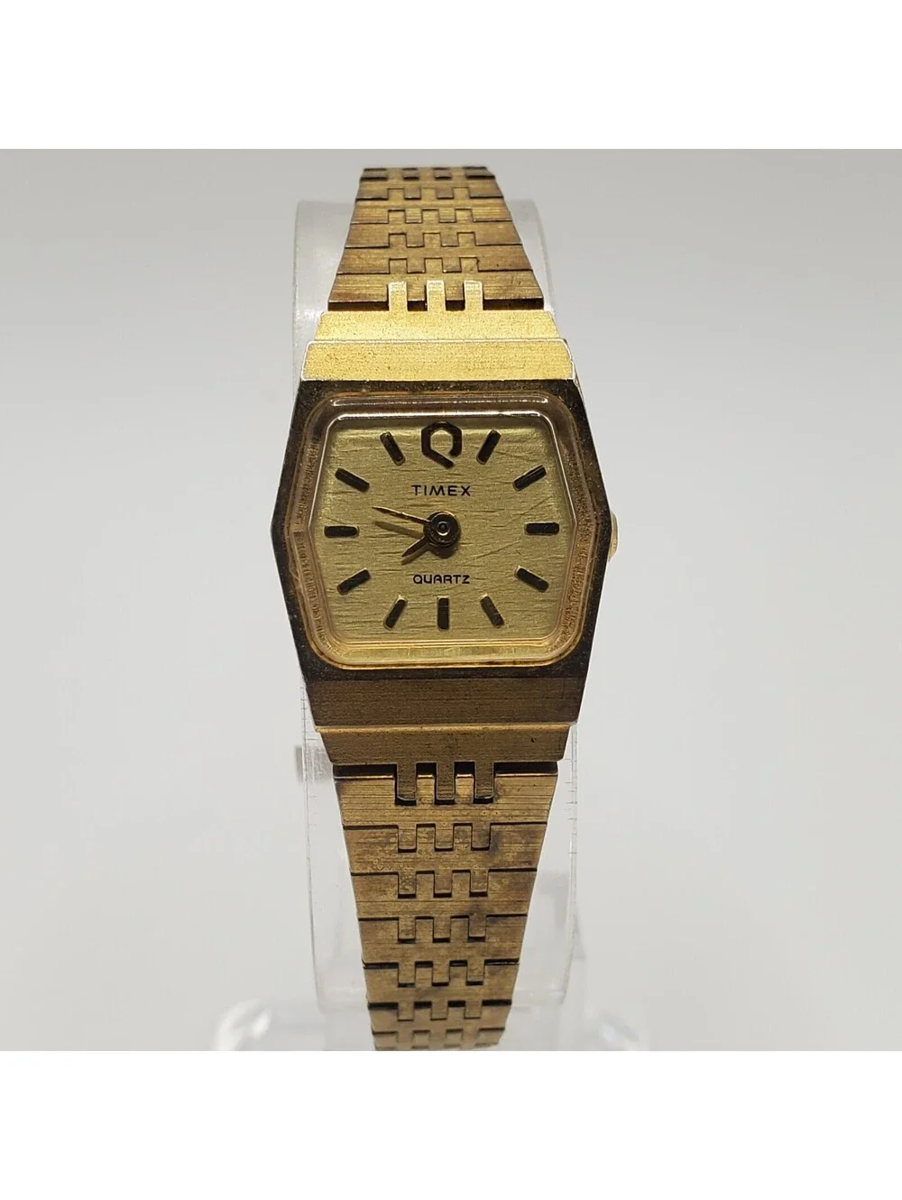Vintage Timex Q K-Cell Pusher Quartz Watch Womens For Parts Or Repair