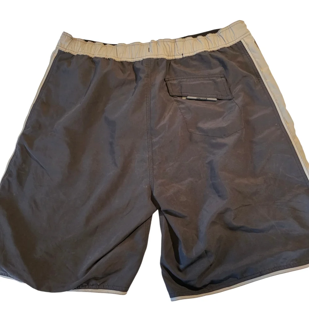 Arizona Gray and Tan Swim Surf Board Shorts with Quick-Dry Fabric XL Like New