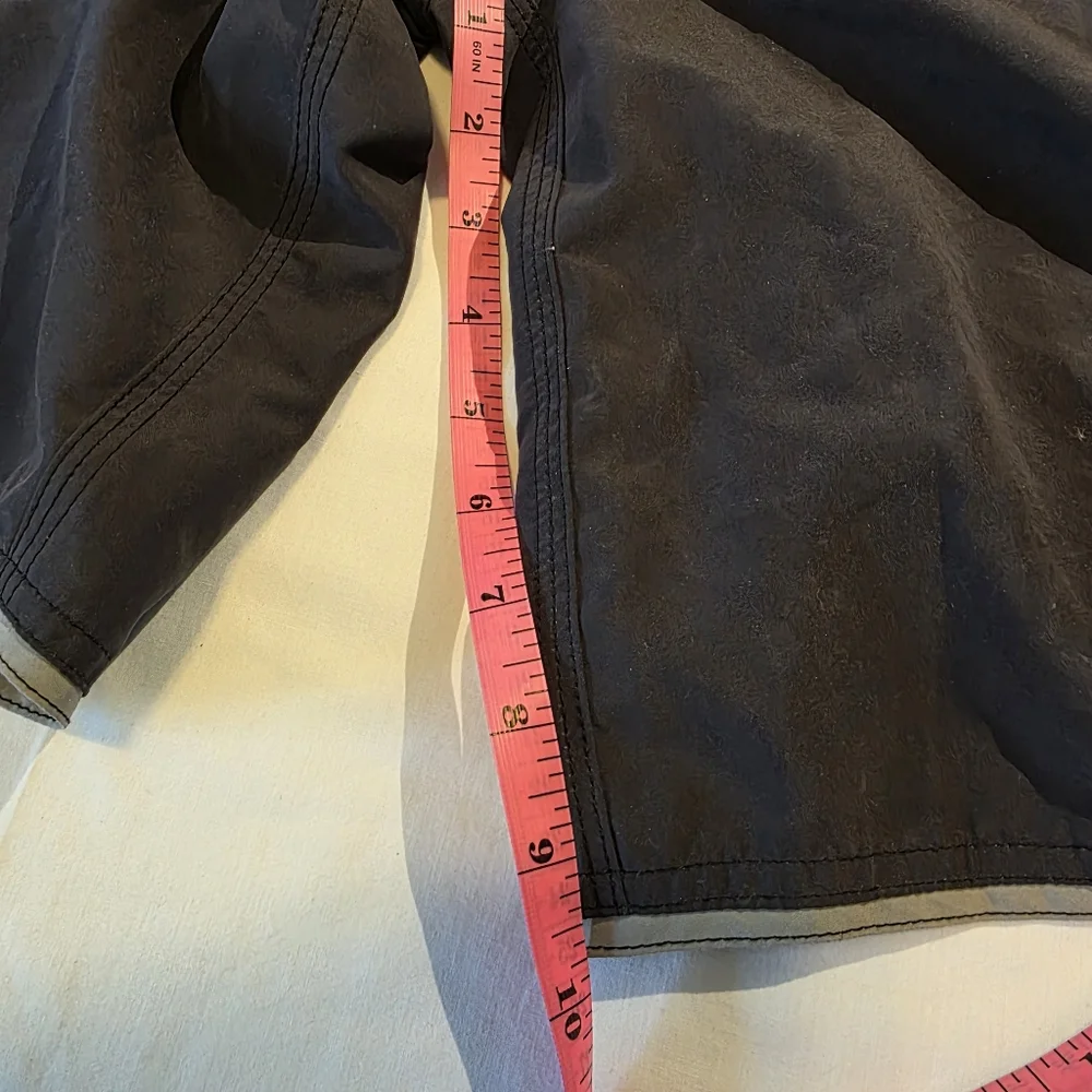 Arizona Gray and Tan Swim Surf Board Shorts with Quick-Dry Fabric XL Like New