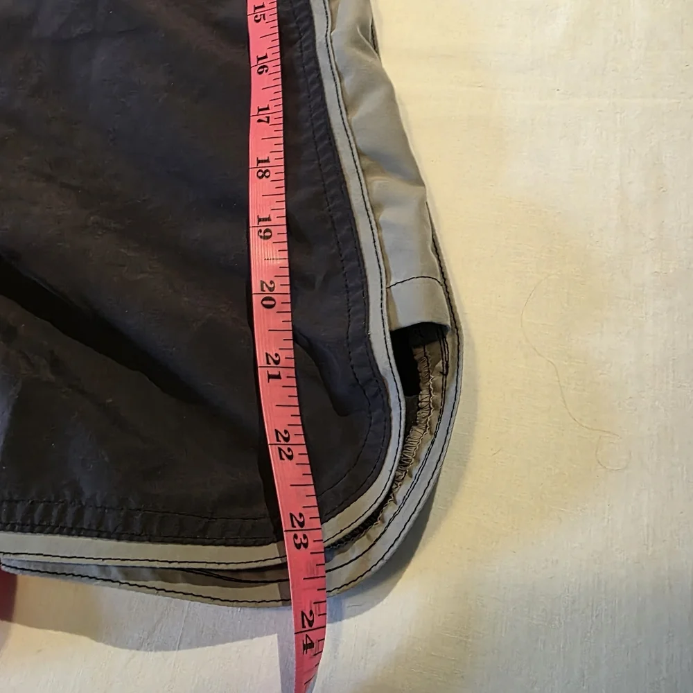 Arizona Gray and Tan Swim Surf Board Shorts with Quick-Dry Fabric XL Like New