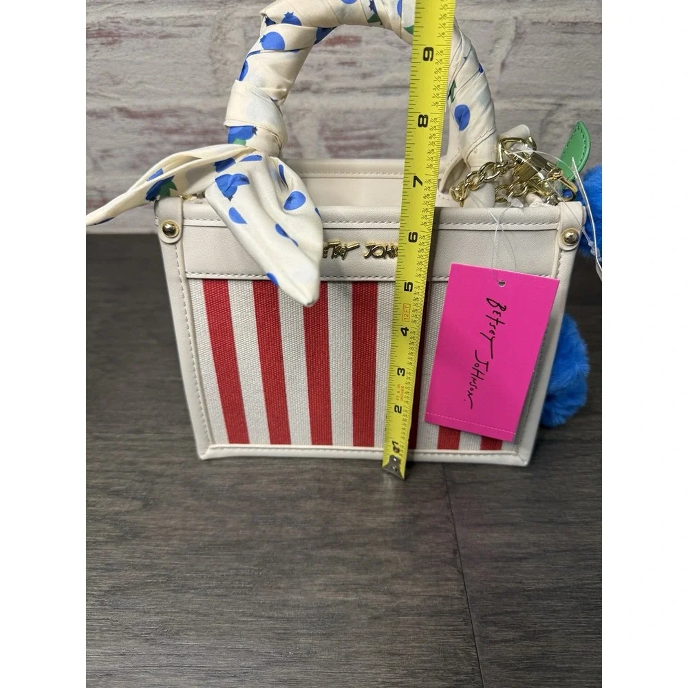 Betsey Johnson betsey johnson
