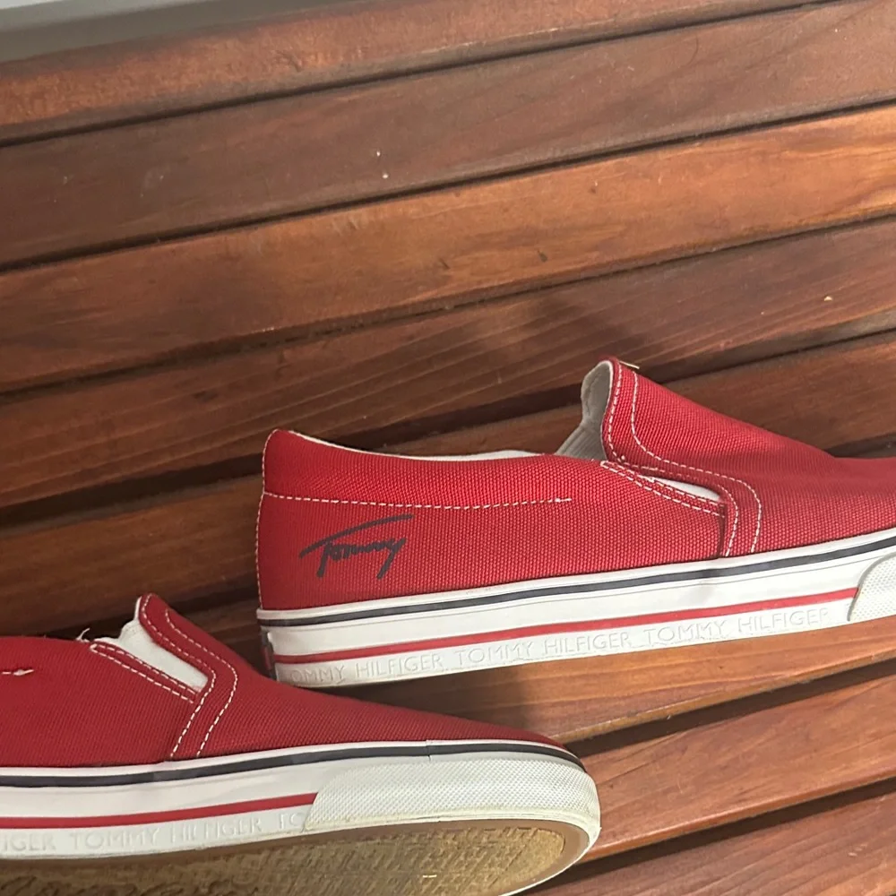 Tommy Hilfiger ❤️ please