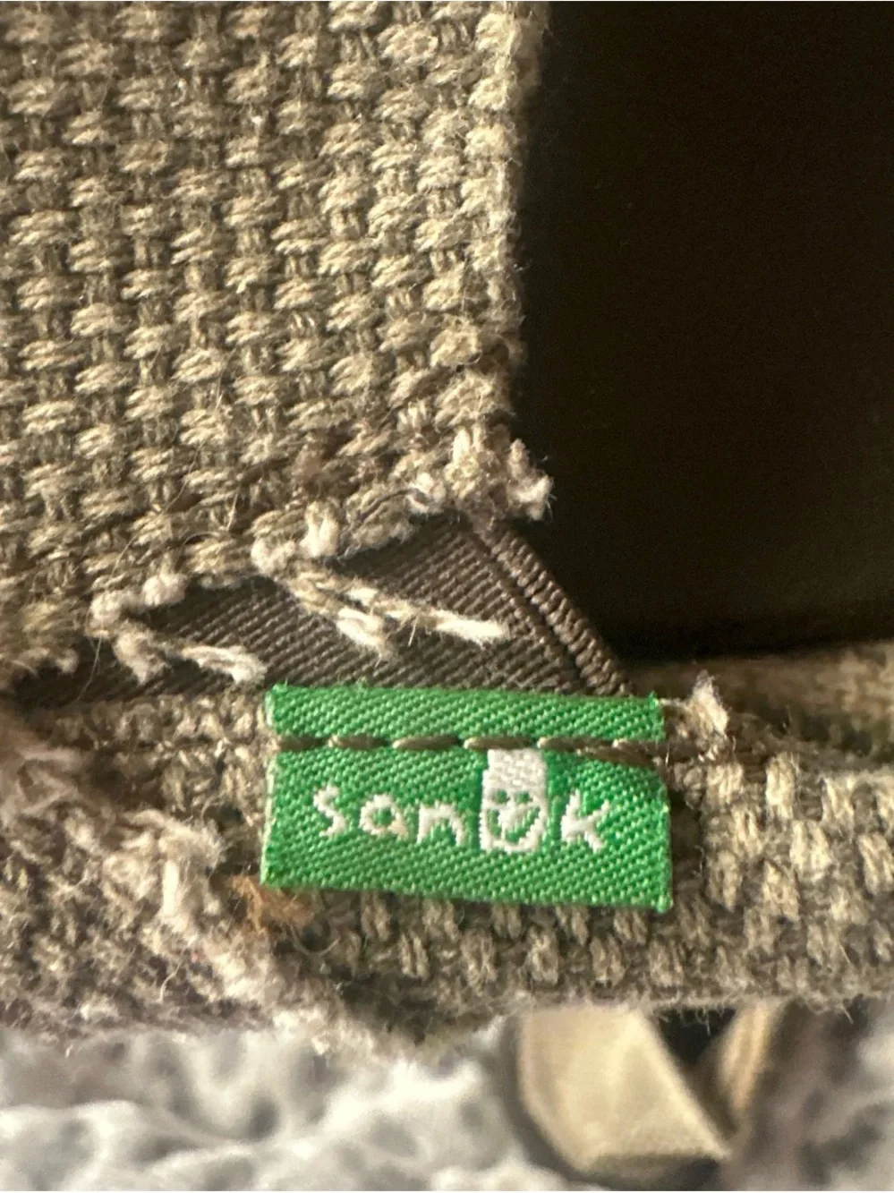 Sanuk easy slip