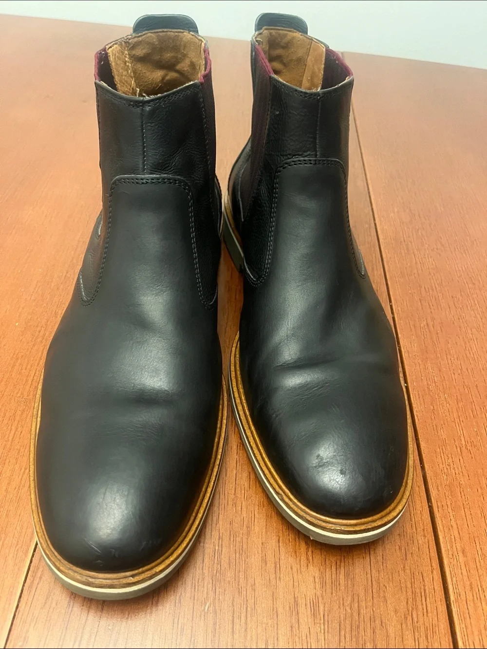 Lloyd sophisticated leather
