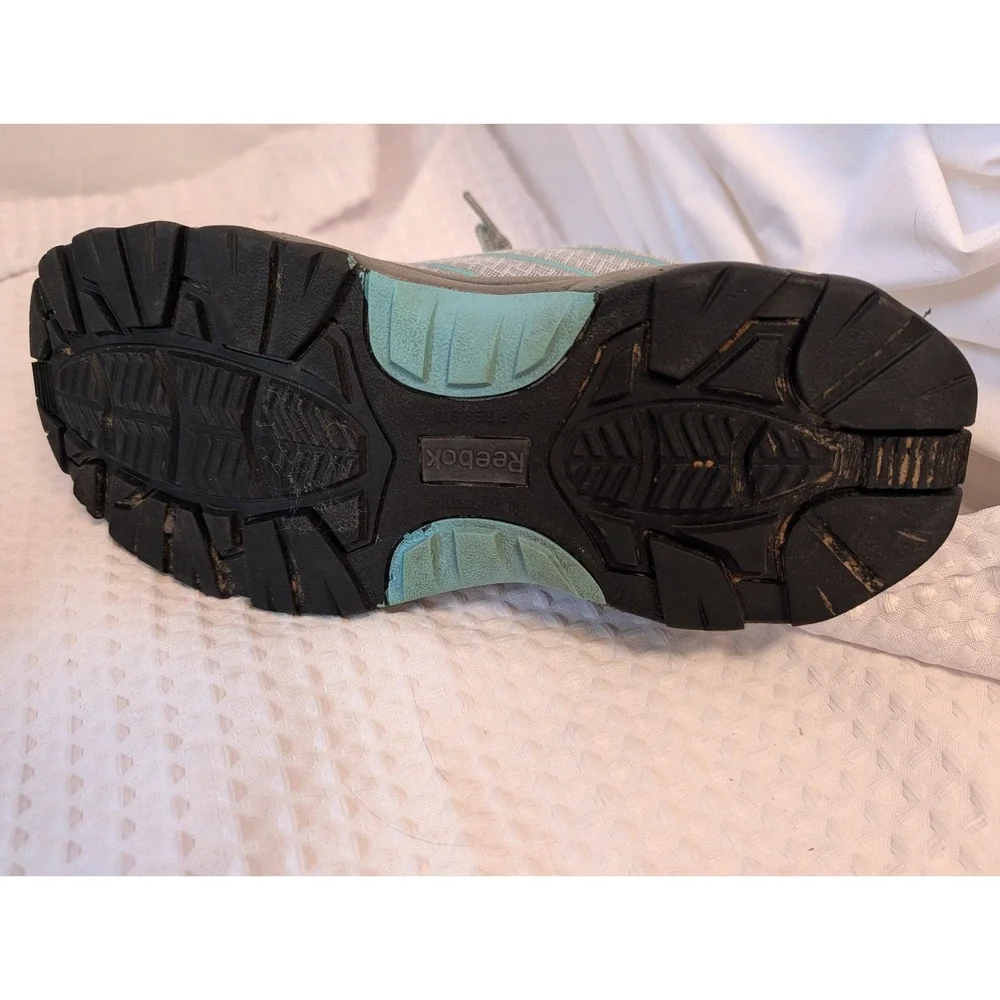 Reebok static style construction