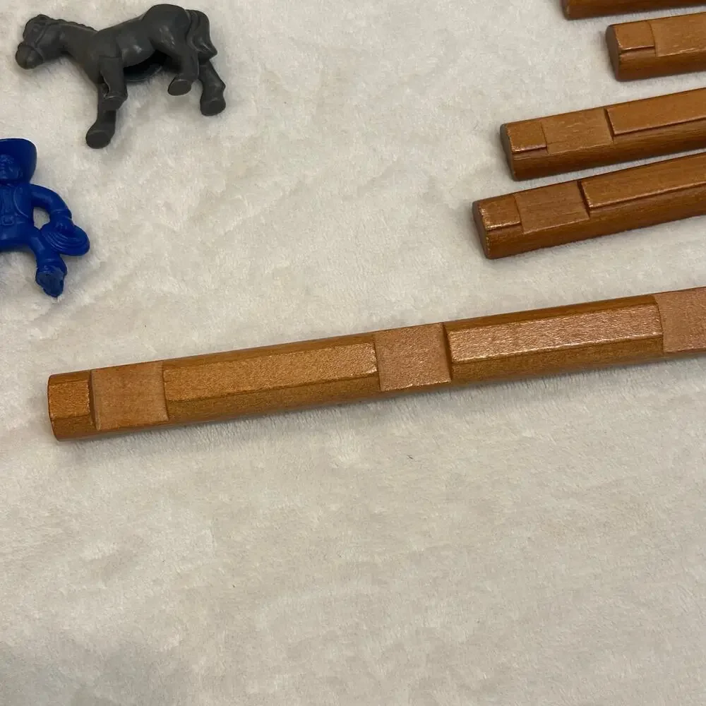 Lincoln Logs bundle lincoln