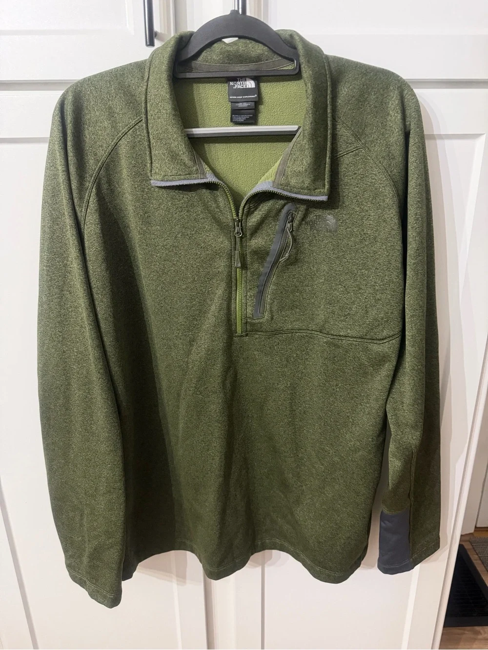The North Face Men's Olive Green Half-Zip Fleece Pullover