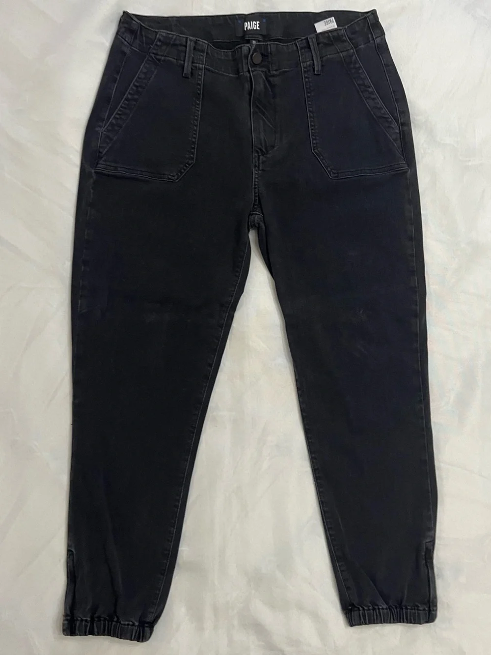 PAIGE excellent preowned