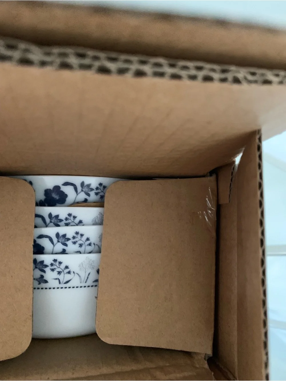 Corelle set includes