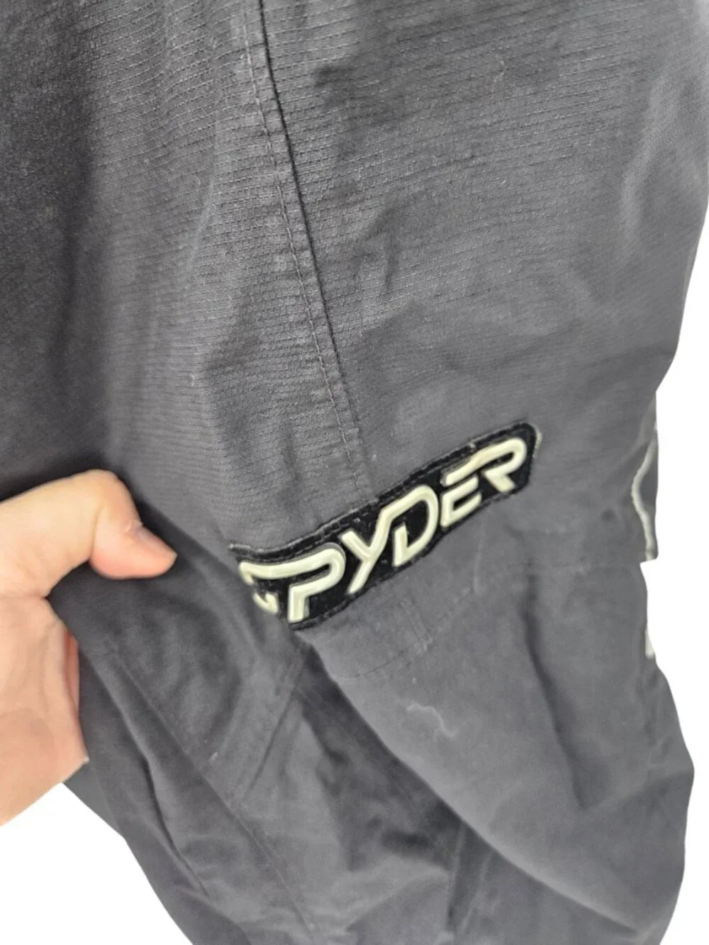 Spyder black snowmobiling size