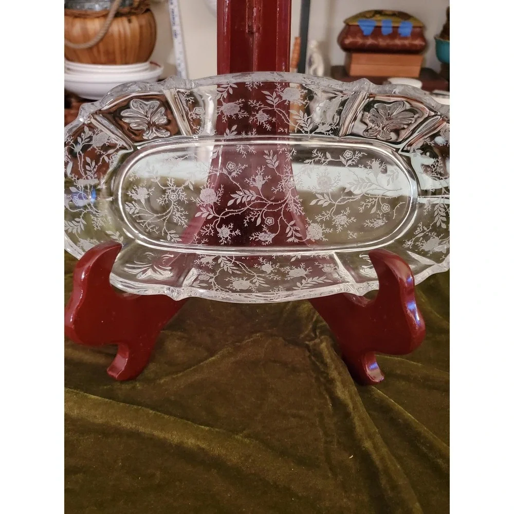 Etched Floral Glass Oval Dish‎ Candy Trinket Dresser Vanity Plate Vintage