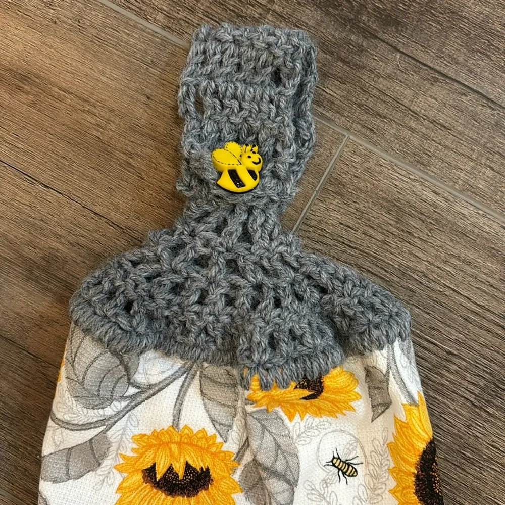 Homemade signing crochet closure