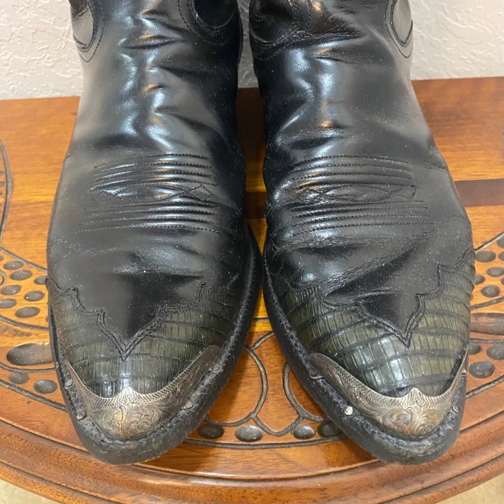 Justin Boots boots are