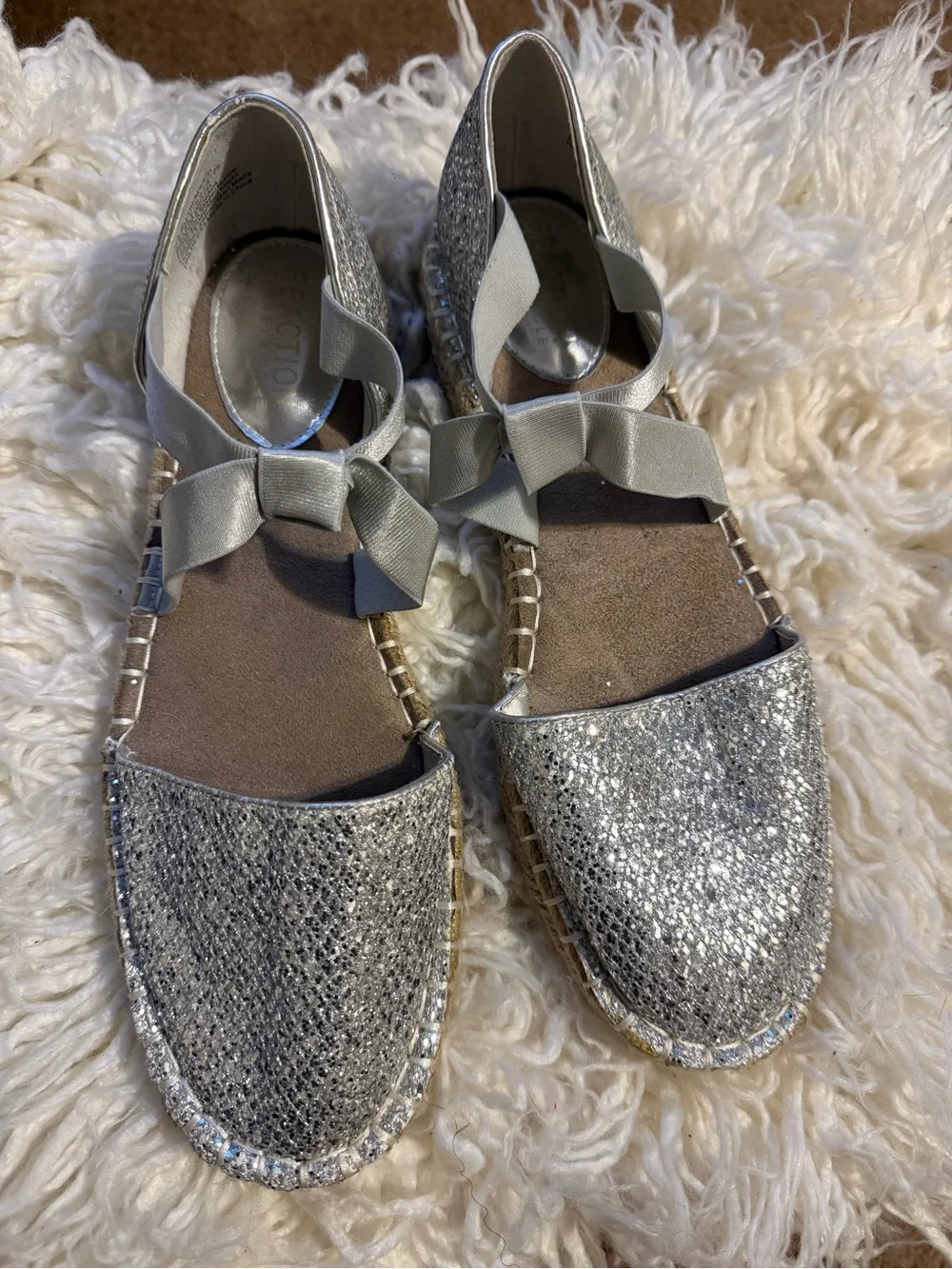 Kenneth Cole Reaction silver glitter