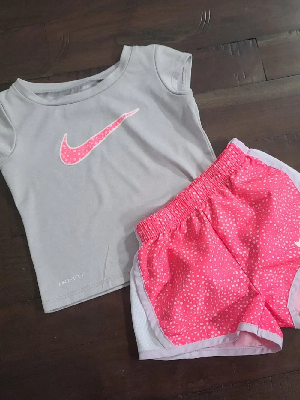 Nike 24M Short Set