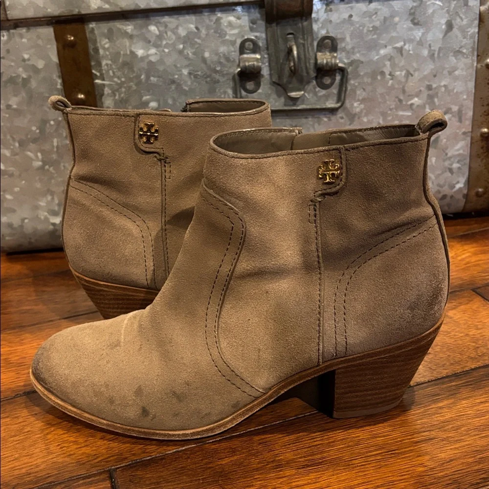 Tory Burch Taupe Brown Suede Ankle Boots size 8.5