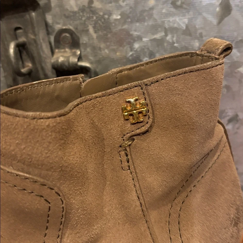 Tory Burch Taupe Brown Suede Ankle Boots size 8.5